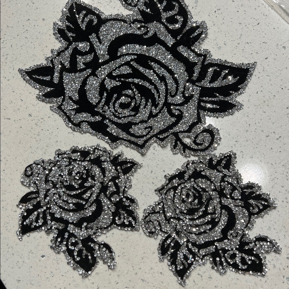 Black and Silver Rose Appliques - Picture 5 of 7